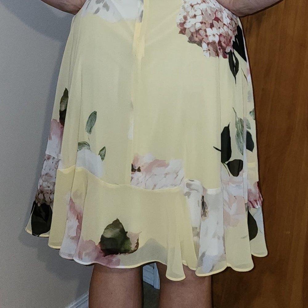 Danny and Nicoles yellow summer dress